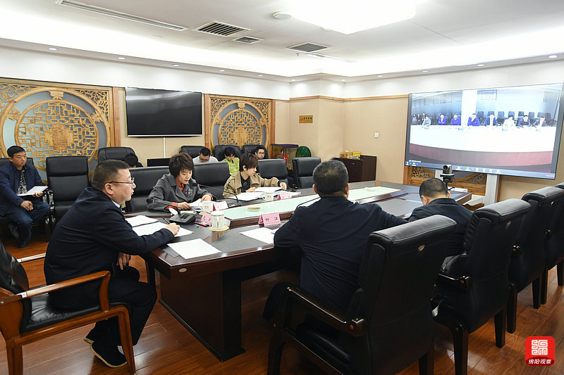 2021年3月11日，元方與理想汽車創(chuàng)始人沈亞楠視頻會談  張莉 攝.jpg