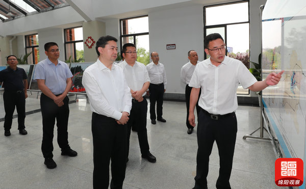 2021年6月3日 羅增斌聽取仙海經濟社會發展匯報（記者 賴杰 攝）.jpg