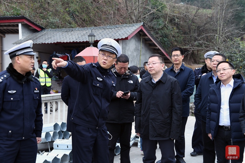 2022年1月9日，元方赴江油督導道路交通安全隱患整治2  張莉 攝.jpg